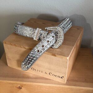 Silver Rhinestone Belt - Glamorous Touch - Waist Size from 30-39 Inches - NWOT's